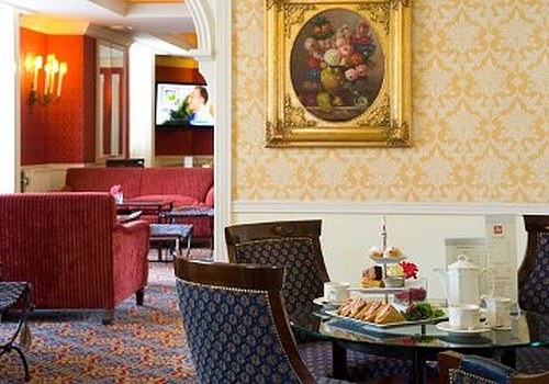 Afternoon Tea At Grosvenor Hotel - Stratford Upon Avon