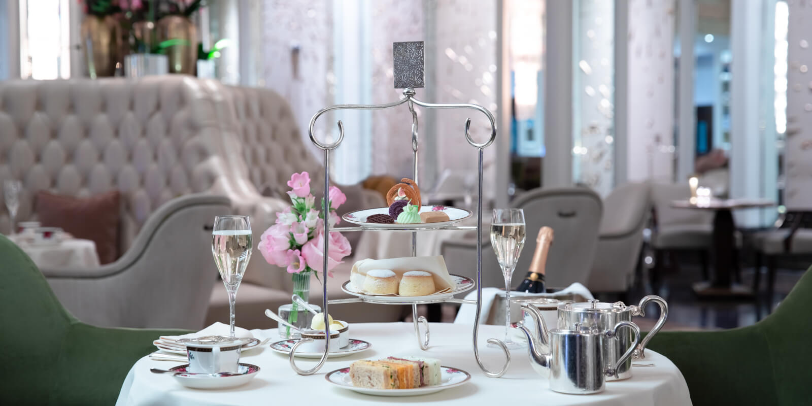 Book the Best Places for Afternoon Tea on or near Oxford Street London