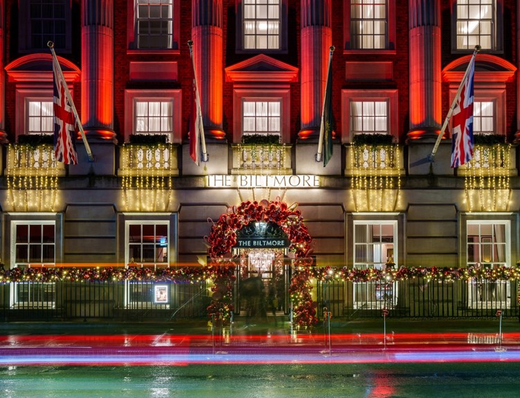 The Biltmore Mayfair Exterior - Christmas Decorations With Garlands, Baubles, and Red Hue Lighting