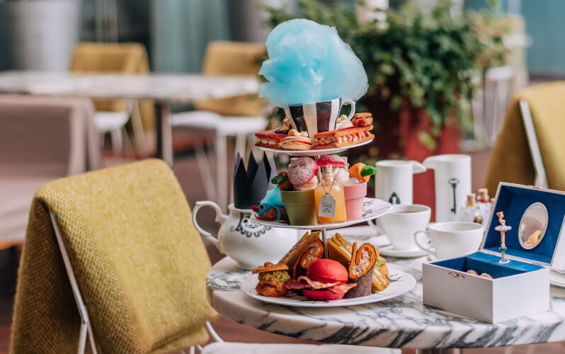 Mad Hatter's Afternoon Tea at The Sanderson Hotel | Cake Stand